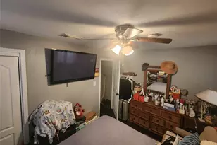 510 Edgebrook Dr, Houston, TX 77034 - Photo 8