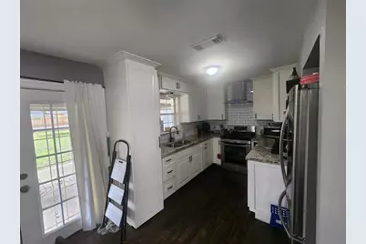 510 Edgebrook Drive, Houston, TX 77034 - Photo 4
