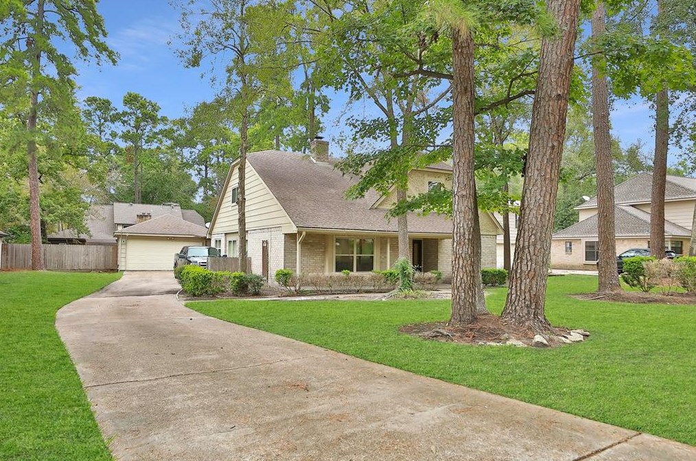 6410 Meadowtrace Dr, Spring, TX 77389-3696