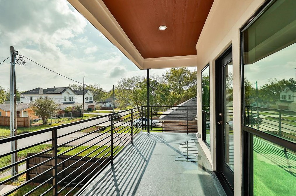 4509 Galesburg St, Houston TX  77051-2650 exterior
