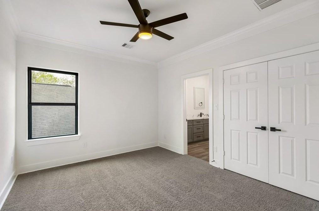 4509 Galesburg St, Houston TX  77051-2650 exterior