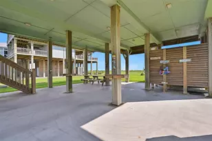 839 S Monkhouse Dr, Crystal Beach, TX 77650 - Photo 44