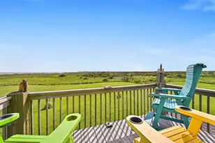 839 S Monkhouse Dr, Crystal Beach, TX 77650 - Photo 38