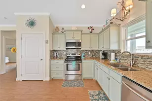 839 S Monkhouse Dr, Crystal Beach, TX 77650 - Photo 24