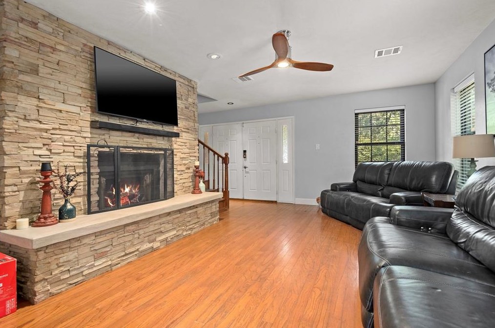 25131 Burrard St, Spring, TX 77373