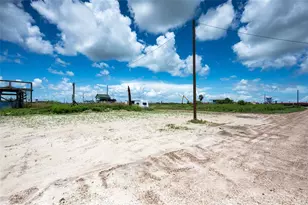 3413 Sailfish Dr, Port Bolivar, TX 77650 - Photo 1