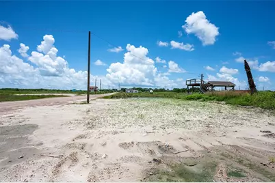 3413 Sailfish Drive, Port Bolivar, TX 77650 - Photo 4