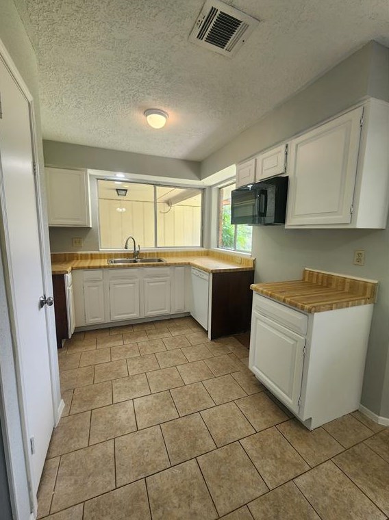 4447 Brandemere Way St, Houston, TX 77066