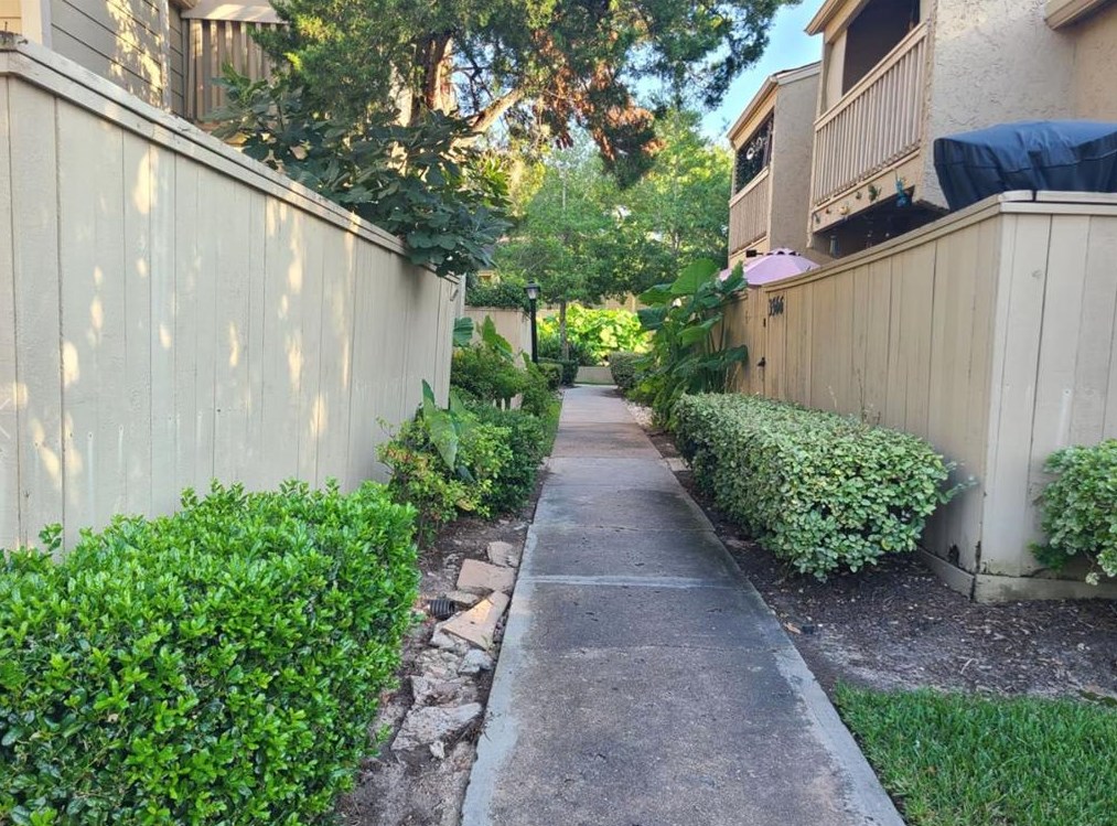 3542 Ocee St, Houston TX  77063-5418 exterior