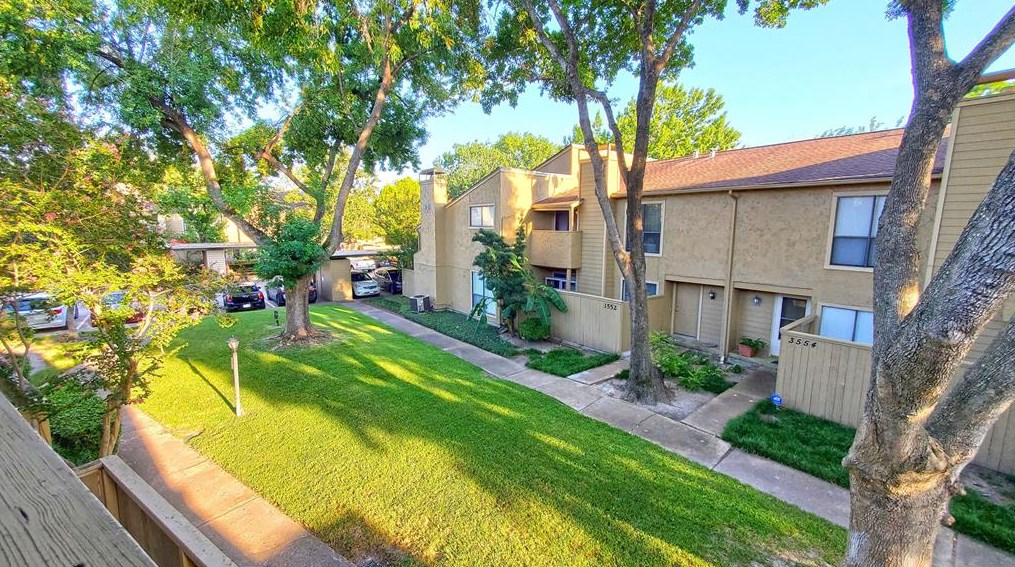 3542 Ocee St, Houston TX  77063-5418 exterior
