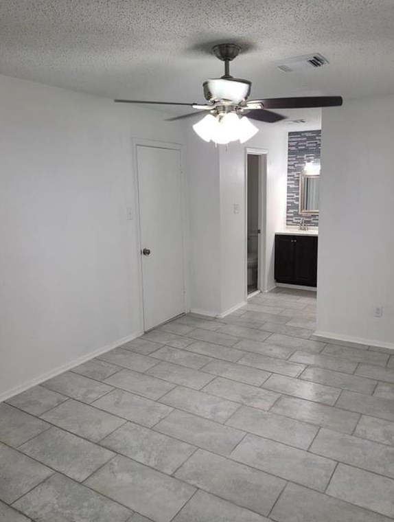 3542 Ocee St, Houston TX  77063-5418 exterior