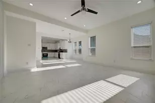 345 Edgewater Dr, Livingston, TX 77351 - Photo 8