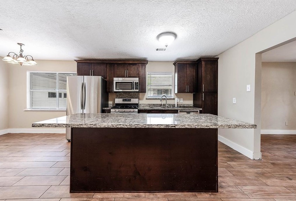 10715 Elmdale Dr, Houston, TX 77070