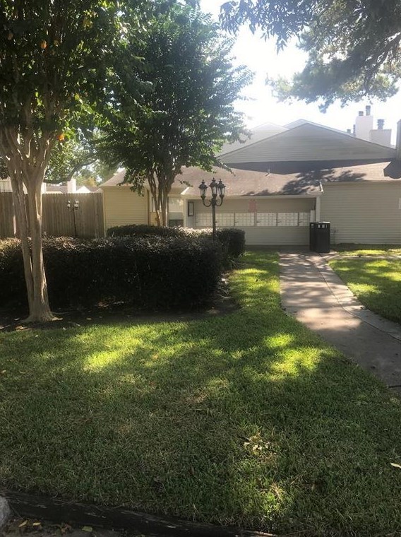6401 Deihl Rd Apt 307, Houston, TX 77092