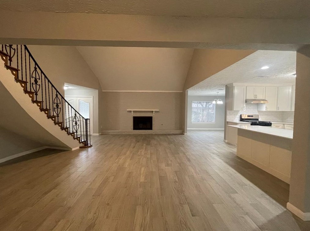 19314 Enchanted Oaks Dr, Spring TX  77388-5926 exterior