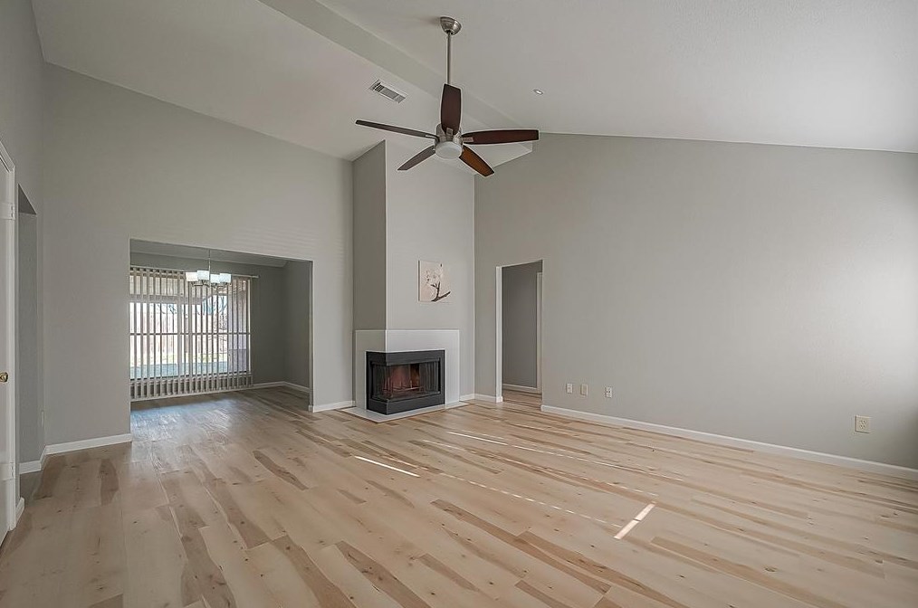 9463 Coast Bridge St, Houston, TX 77075