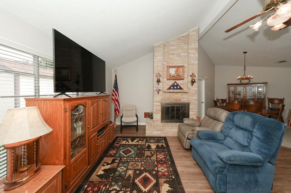 3238 Lindenfield Dr, Katy TX  77449-6670 exterior