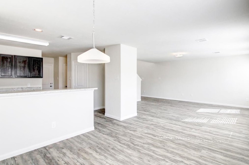 5707 Plantation Forest Dr, Katy TX  77449-1575 exterior