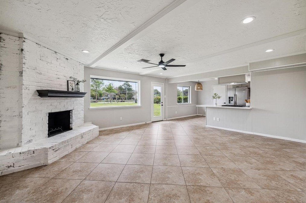 8414 N Tahoe Dr, Houston, TX 77040