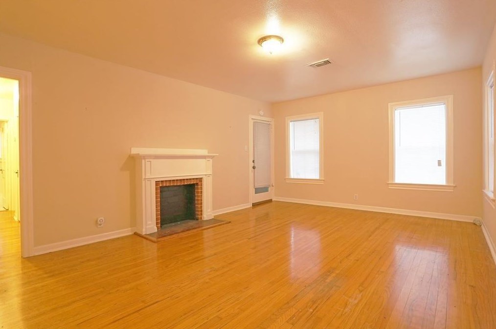 2348 Sheridan St #1, Houston, TX 77030