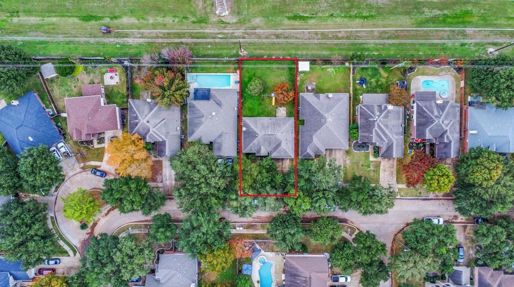 10810 Desert Springs Cir, Houston TX  77095-7045 exterior