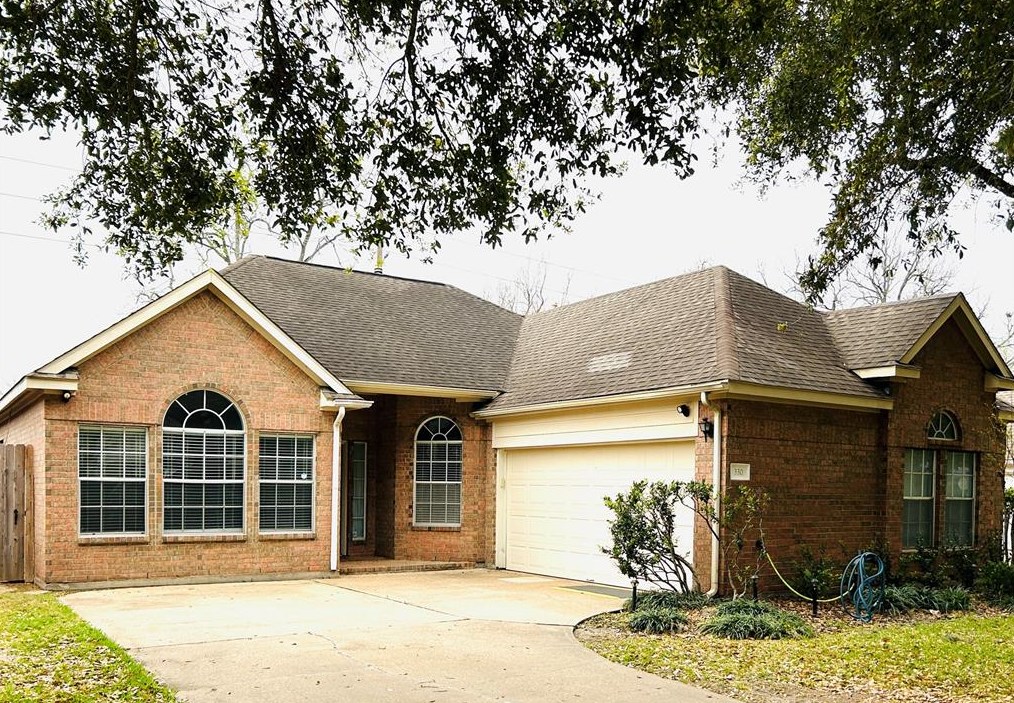 330 Darby Trails Dr, Sugar Land, TX 77479