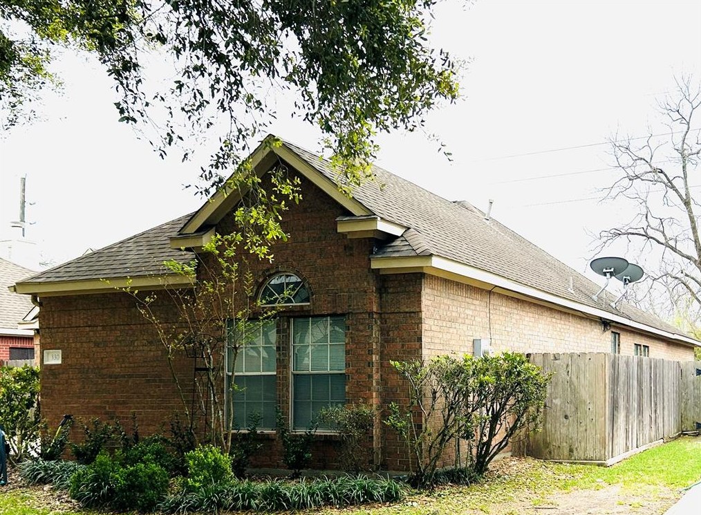 330 Darby Trails Dr, Sugar Land TX  77479-5248 exterior