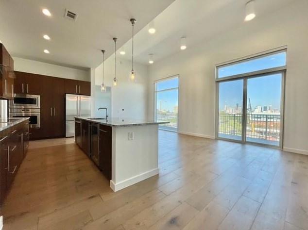 1699 Hermann Dr #7131, Houston, TX 77004