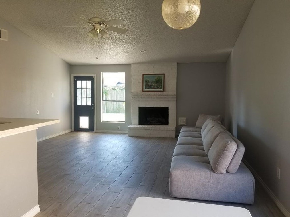 11454 Brook Meadow Dr, Houston, TX 77089