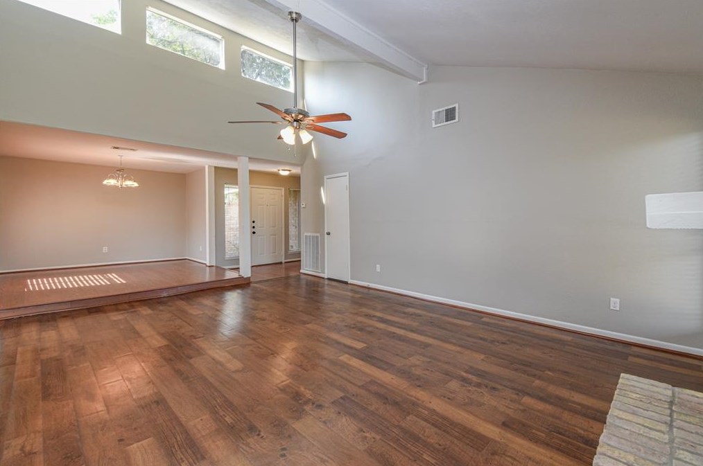 13114 Apple Glen Ln, Houston, TX 77072