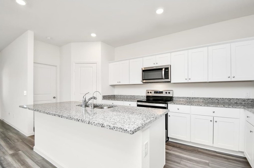 7807 Royalwood Dr, Houston TX  77049-2315 exterior