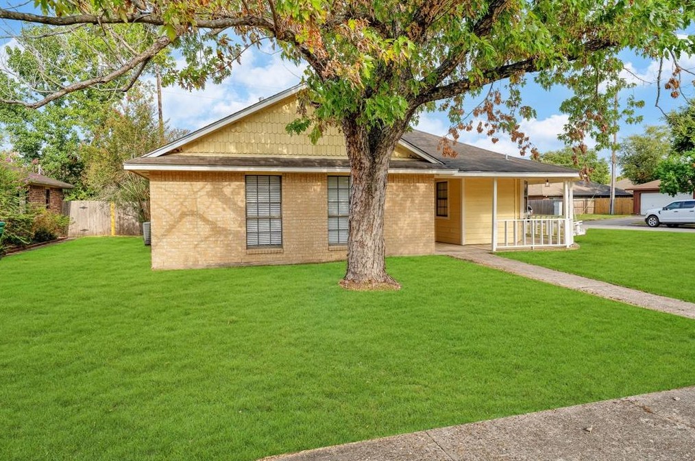 21823 Meadowhill Dr, Spring, TX 77388-9344