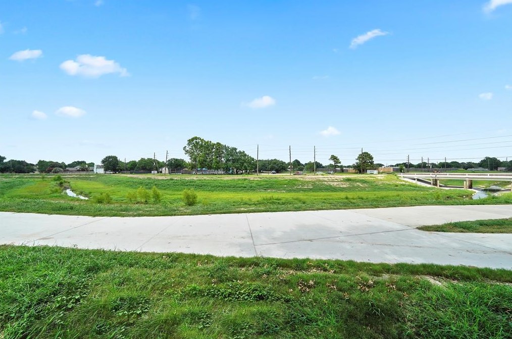 10510 Trading Post Dr, Houston TX  77064-7027 exterior