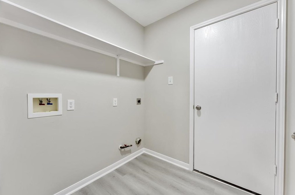 2615 Woodcreek Mdw Ln, Houston TX  77073-3149 exterior