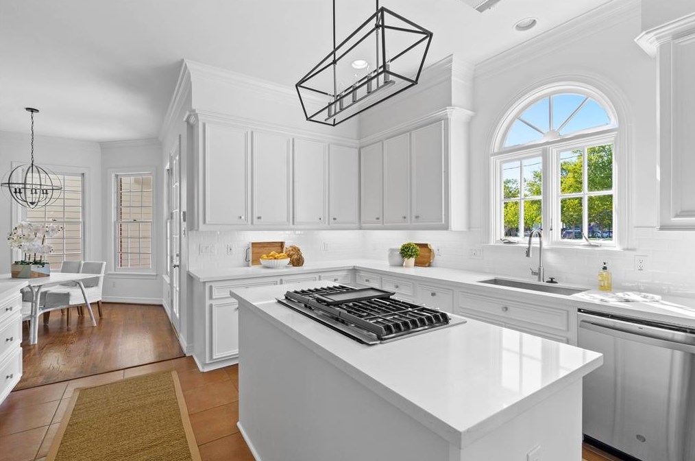 4039 Case St, Houston TX  77005-3601 exterior