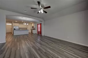 1025 Briscoe St, Brenham, TX 77833 - Photo 6