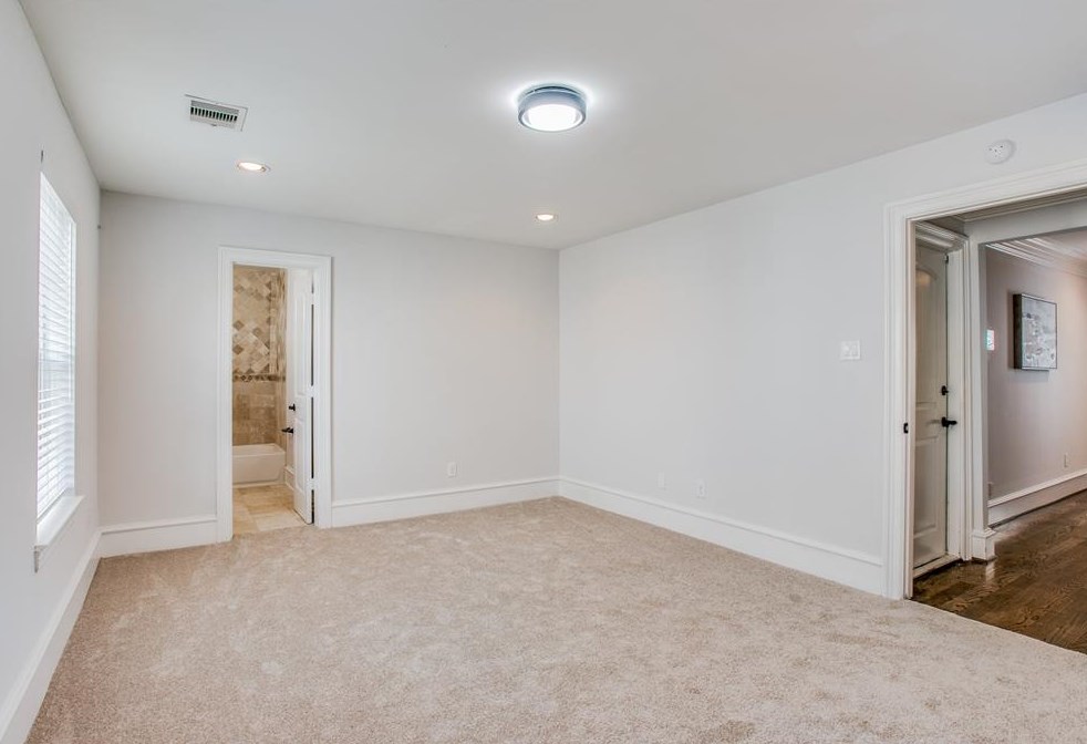 5226 Kiam St, Houston TX  77007-1215 exterior