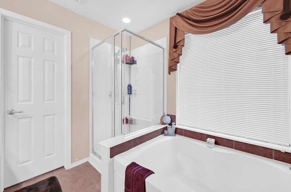 16434 Misty Paloma Dr, Houston TX  77049-3136 exterior
