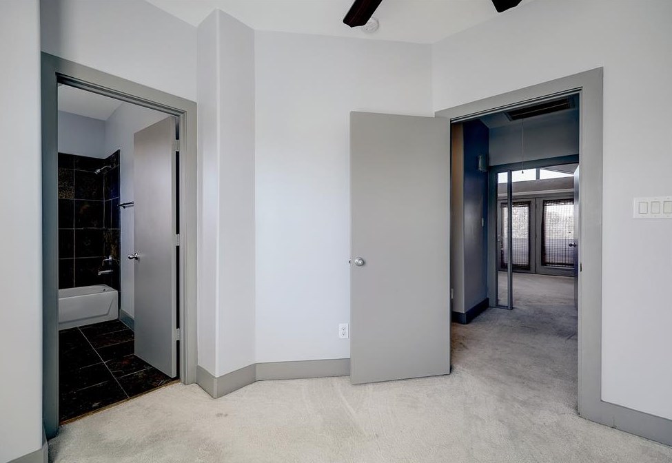 2020 Tuam, Houston TX  77004-1349 exterior