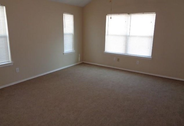 4904 Summer Rain Dr, Conroe, TX 77303