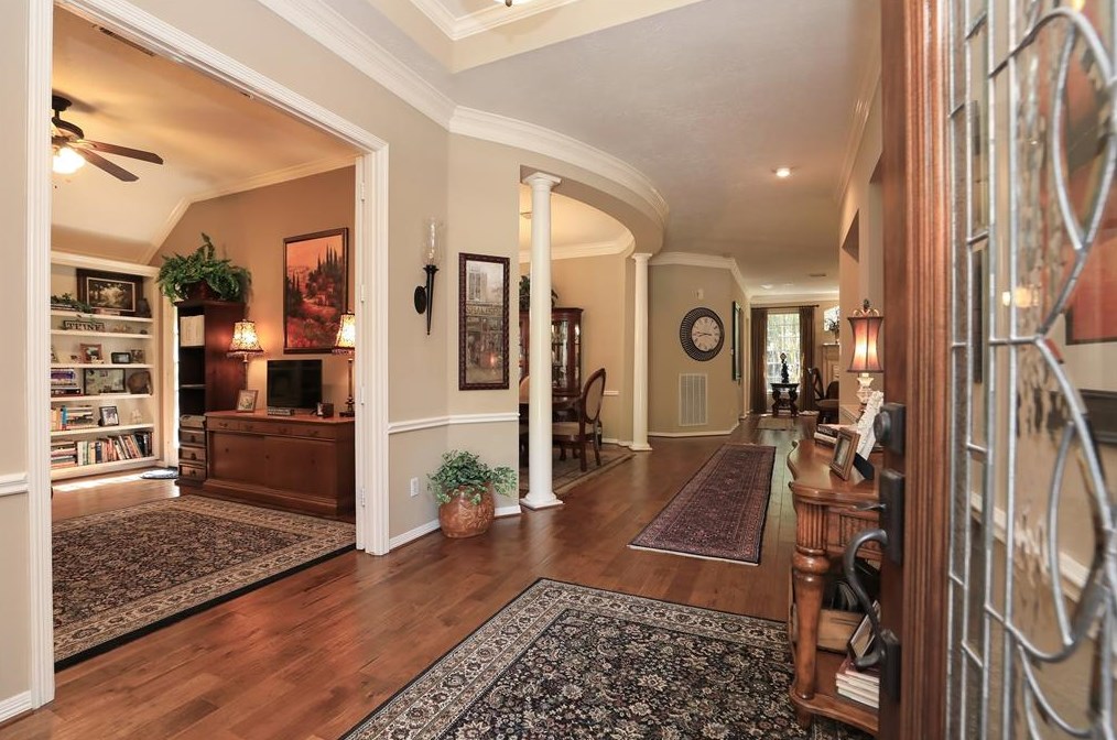 126 Castlegreen Cir, Spring, TX 77381-6338