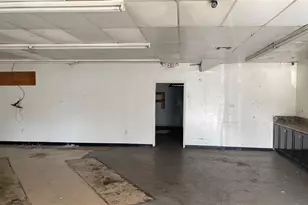 3802 & 3810 Lockwood Dr, Houston, TX 77026 - Photo 10