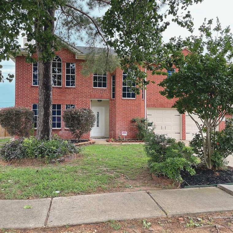 6035 Chatham Woods Dr, Houston, TX 77084-6368