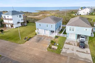 22520 Bay Point Dr, Galveston, TX 77554 - Photo 30