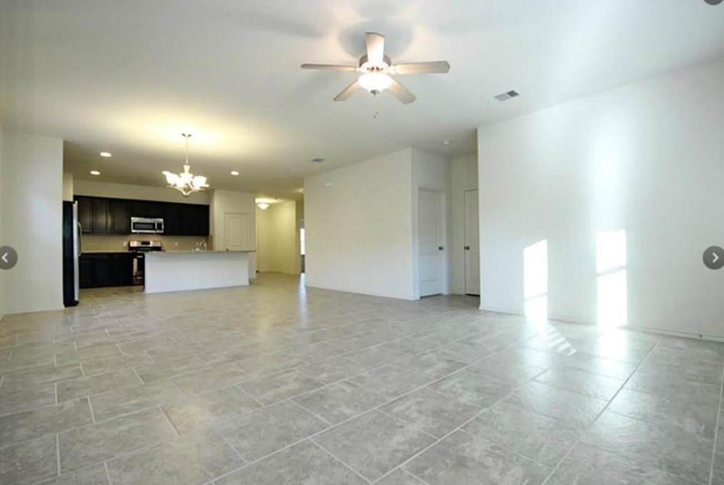159 Meadow Valley Dr, Conroe TX  77384-2133 exterior