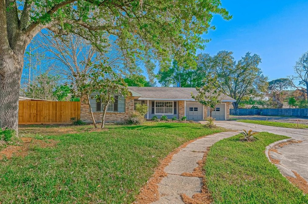 5503 Birdwood Rd, Houston, TX 77096