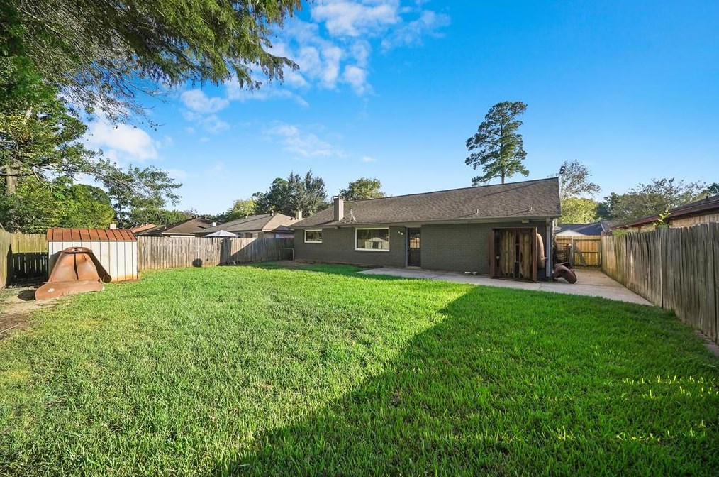 5819 Woodmancote Dr, Humble TX 77346-2653 exterior