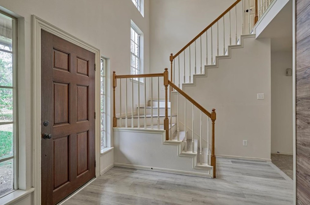 94 Trace Creek Dr, Spring TX  77381-4514 exterior