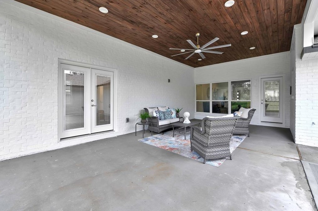 1222 Chestnut Rdg Rd, Humble TX 77339-3272 exterior