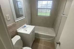 5601 Malmedy Rd, Houston, TX 77033 - Photo 6